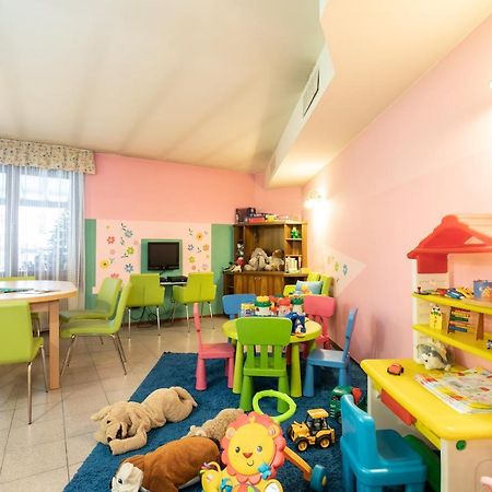 Albergo Conca Verde Fiera Di Primiero Exterior foto